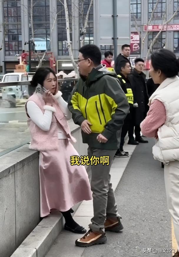 扬州挨打女司机也被罚，撒泼打滚耍无赖，她因为违反交通规则、故意堵塞交通、扰乱公共