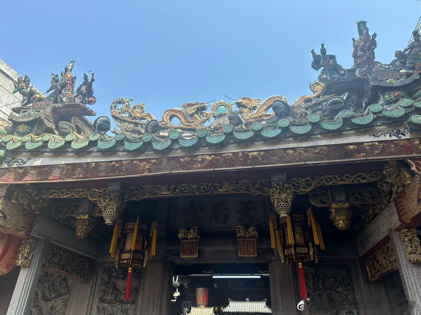 定慧一体周清河先生是斗数近代公认第一人。在他的手法中，有的只是一些很平实的自化、