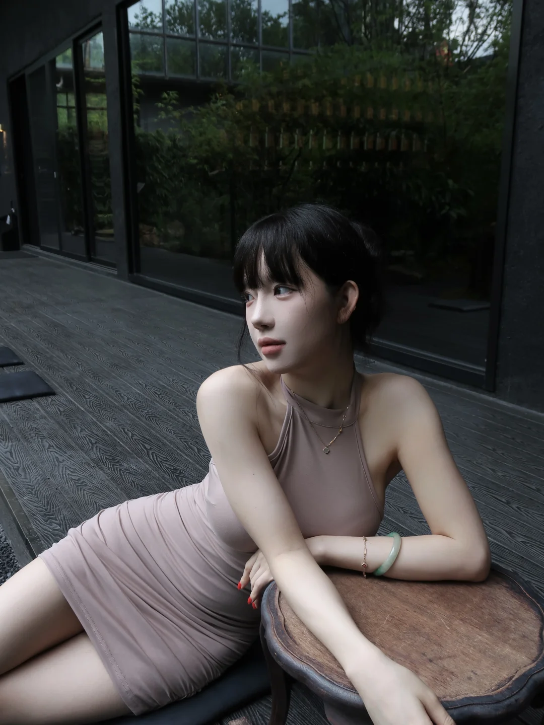 等