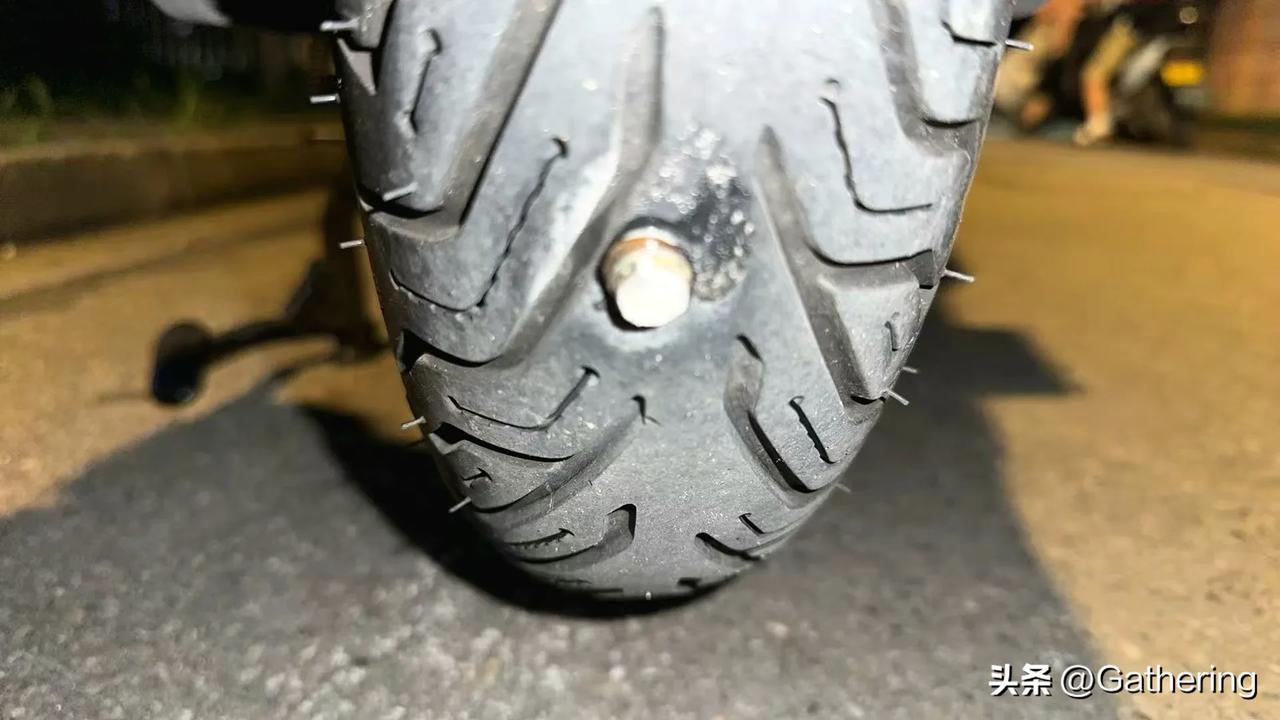 其实在某种程度上，今年的雨某种程度真的不是一次意外。而是真的要实实在在的告诉我们