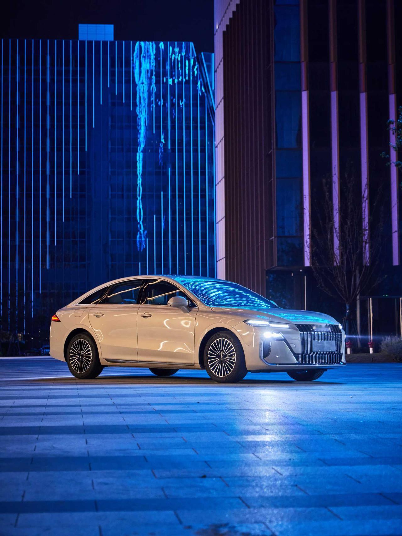 昨天刷到神舟二十二号应急发射圆满成功的新闻，作为理工男看得心潮澎湃！中国航天这波