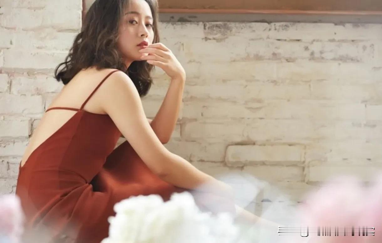 女人是否该为家庭付出所有？
在漫长的人类历史进程中，家庭始终是社会的基本单位，而