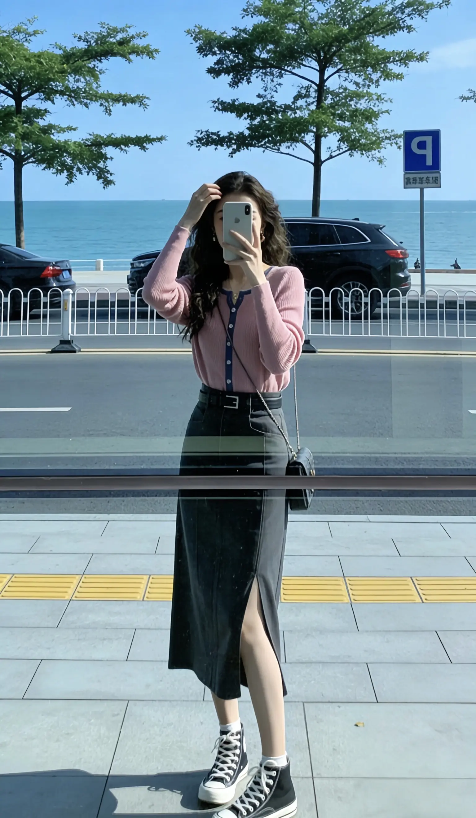 每段路都有它的意义，别频频回头望，也别否定当时的坚持，时间一直在过滤不...