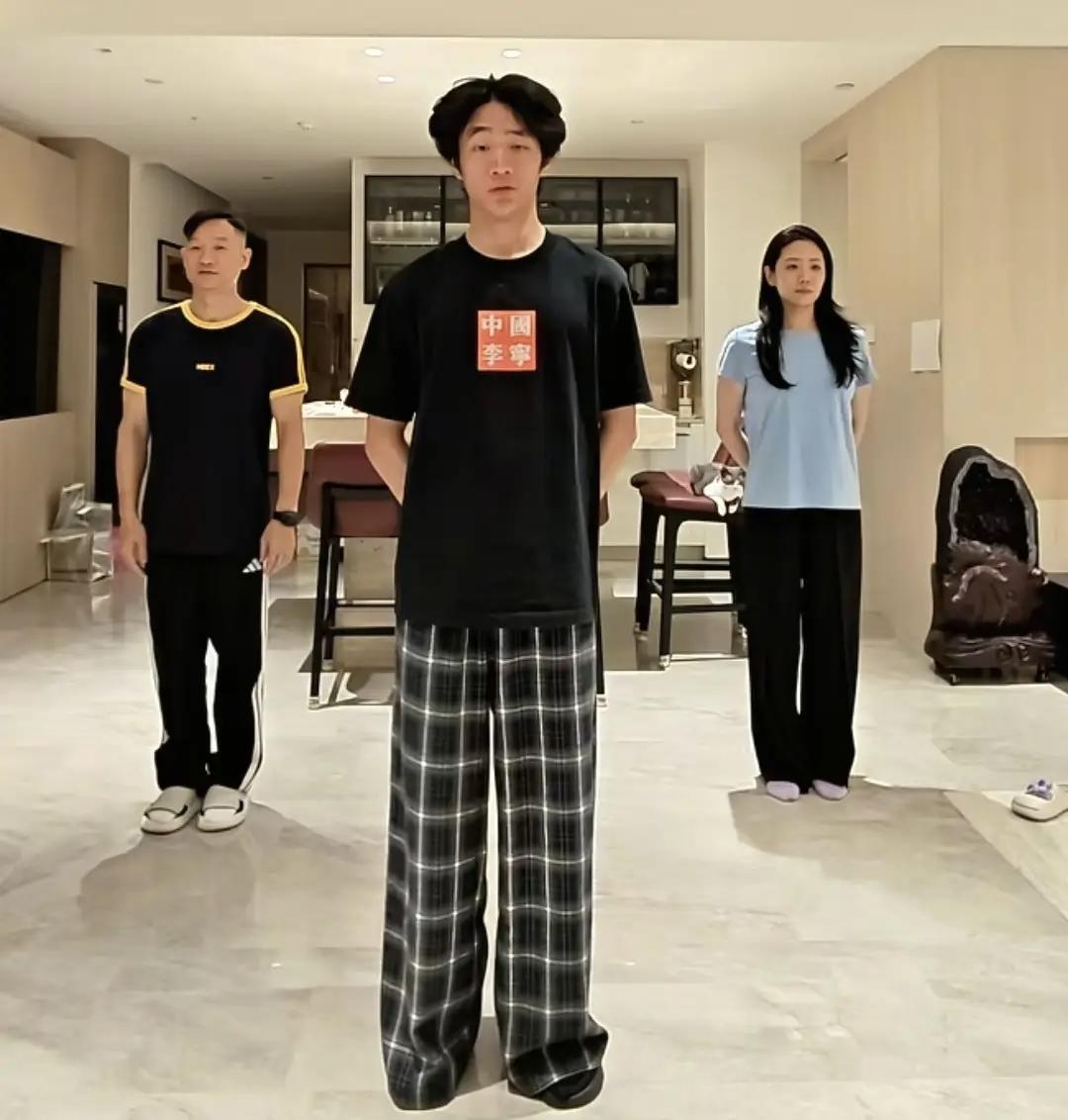 杨阳洋如今的求学路，越来越让人看不懂，走的是读书的路子，可是大学想要申请就读的专