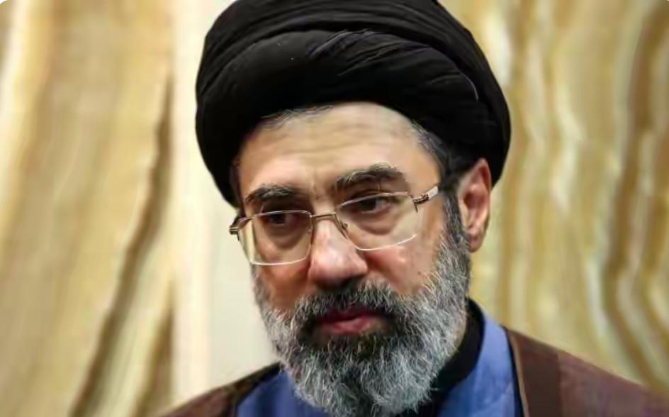 封锁首日破防！美军100架军机失灵，世界格局生变，中国迎来外交黄金期
 
美军对