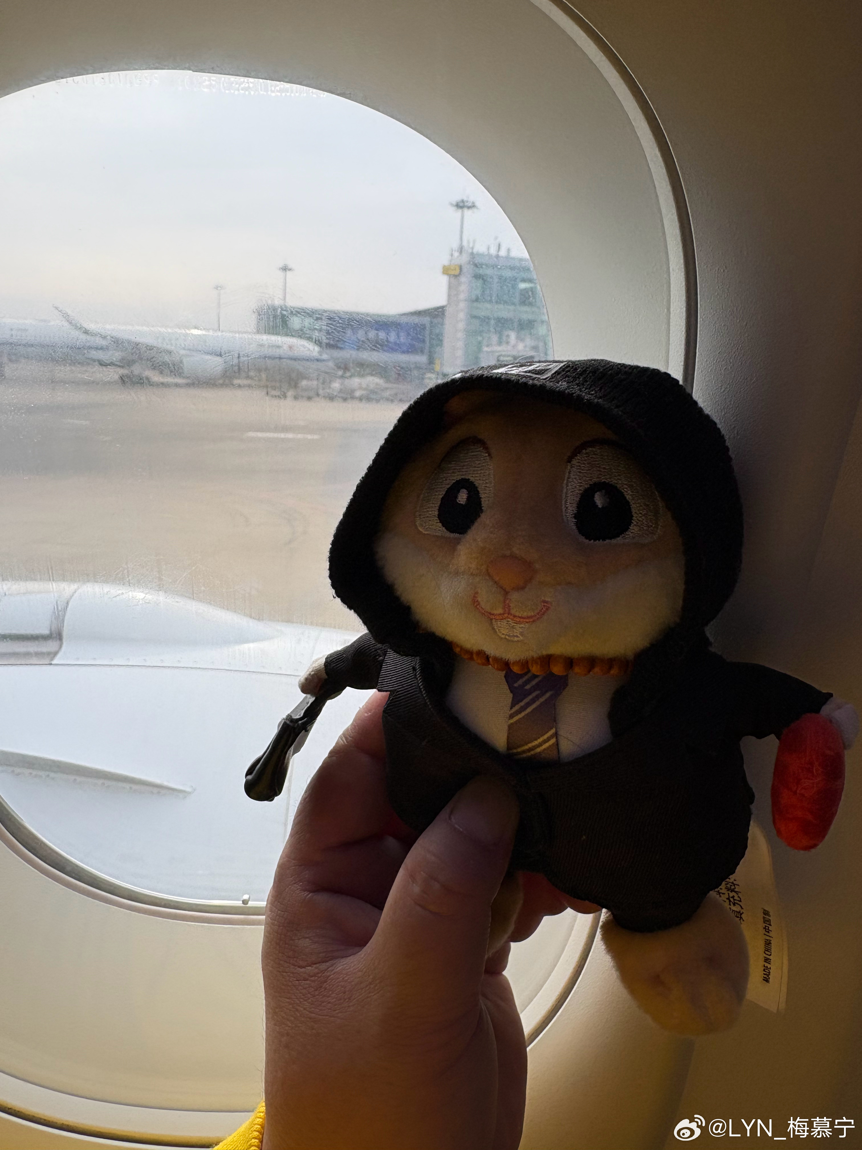 摩登兄弟 | 给刘宇宁的小纸条 出发 超极限的杭州站，不过总算如愿拿到了🎫，终