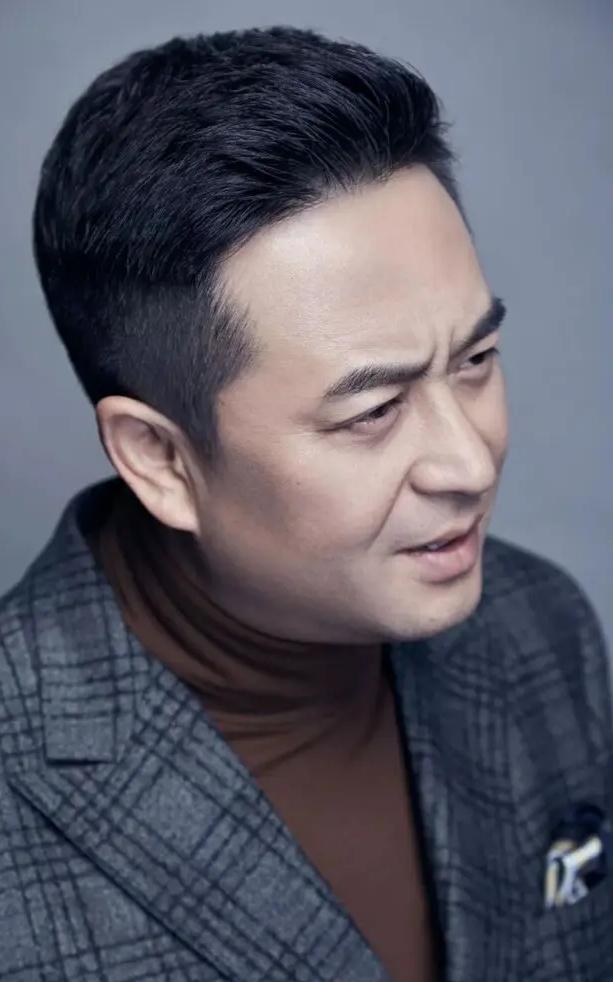 演员张嘉译，在年代剧里扮演胡三元，演技精湛，真情实感，让人感慨万千，陕西，秦腔，