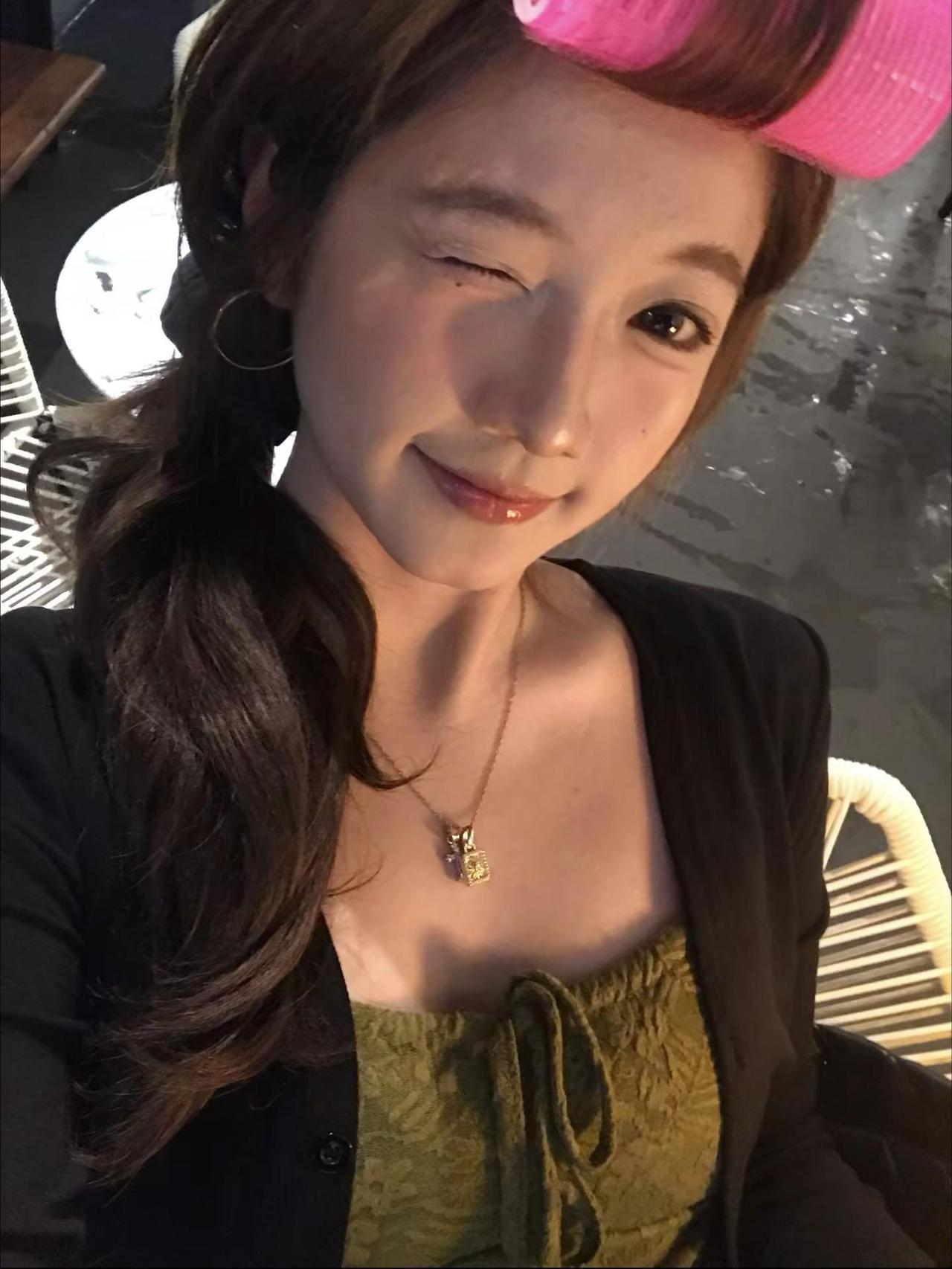 系着我们命运的红线 紧到窒息也没关系