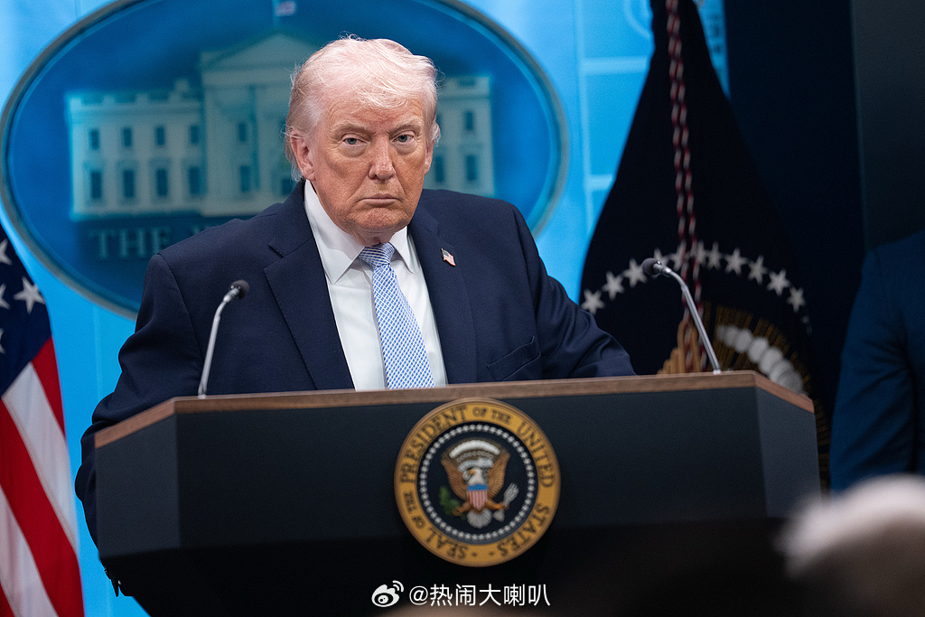 特朗普点名澳大利亚日本韩国看看是怎么回事啊？“韩国没帮我们！澳大利亚没帮我们！日