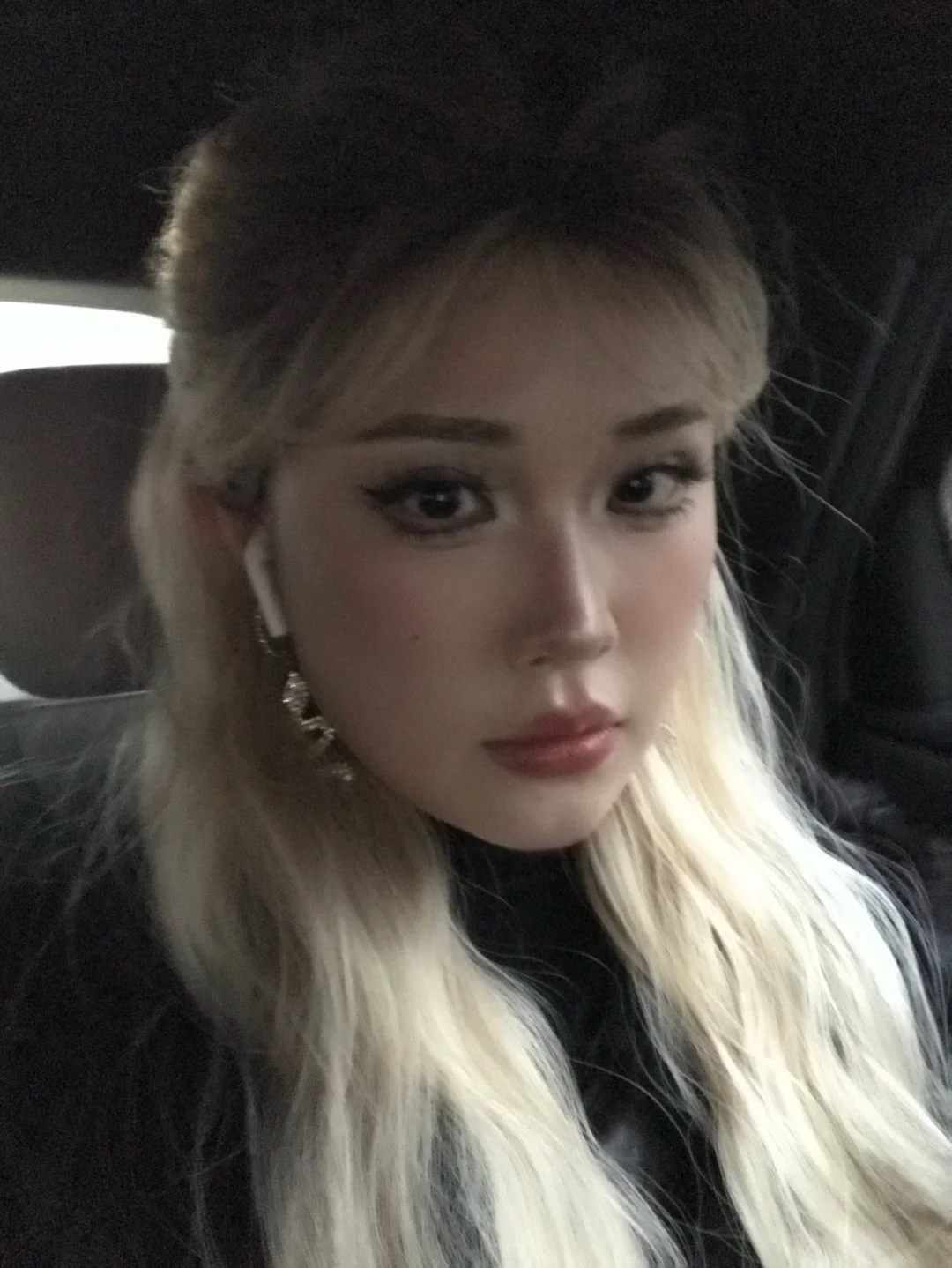 谁家的白毛