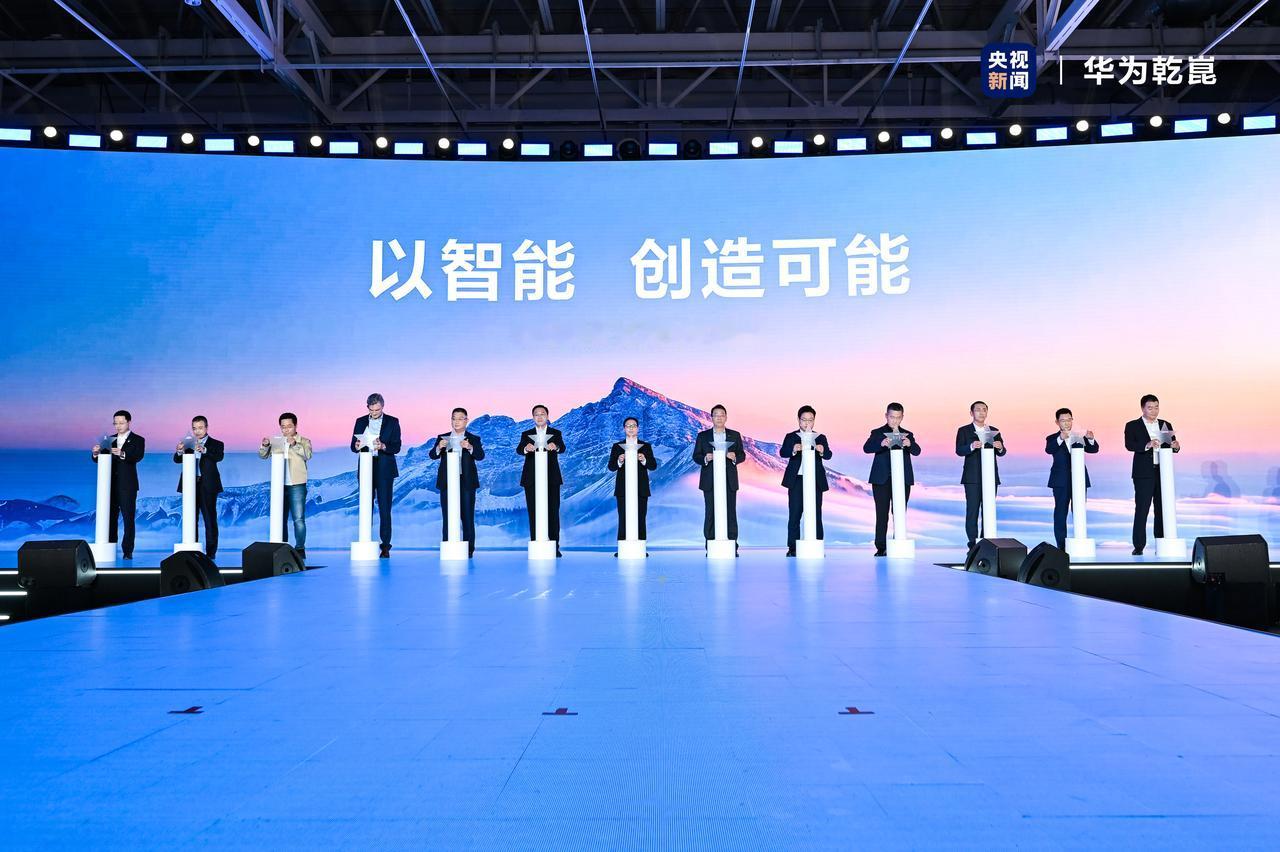 当华为乾崑智驾ADS 4 Beta版在8月22日完成首测，其意义远超一次技术迭代