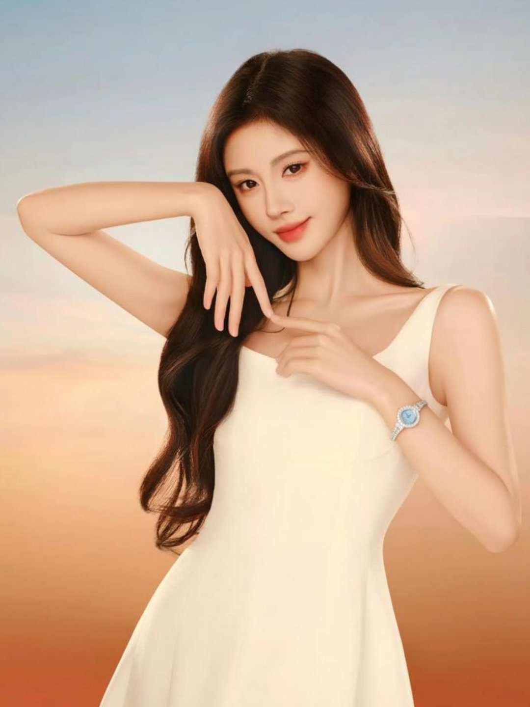 曝女顶流被公司索赔3亿解约费 网络爆料，某女顶流因解约被公司索赔3亿人民币，公司