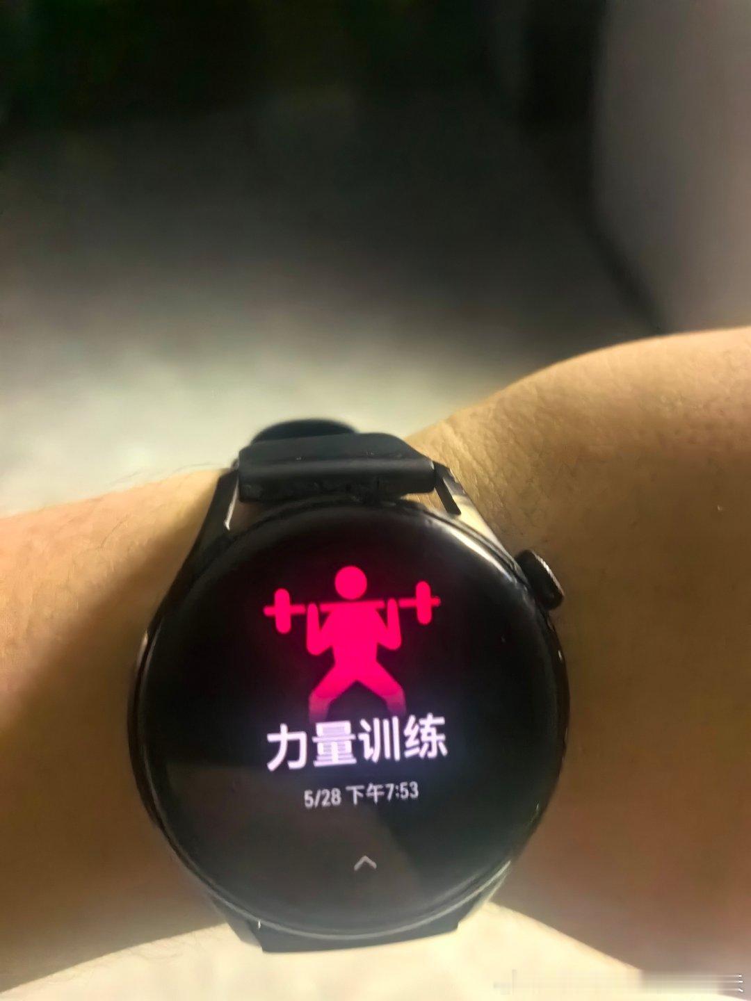 年纪大了以后越来越不喜欢感慨了。每天保证运动 饮食 和开心最重要。 