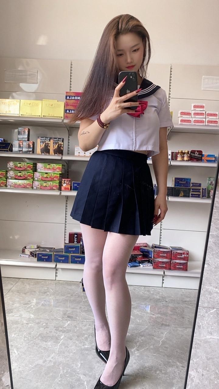 美女老板娘日常