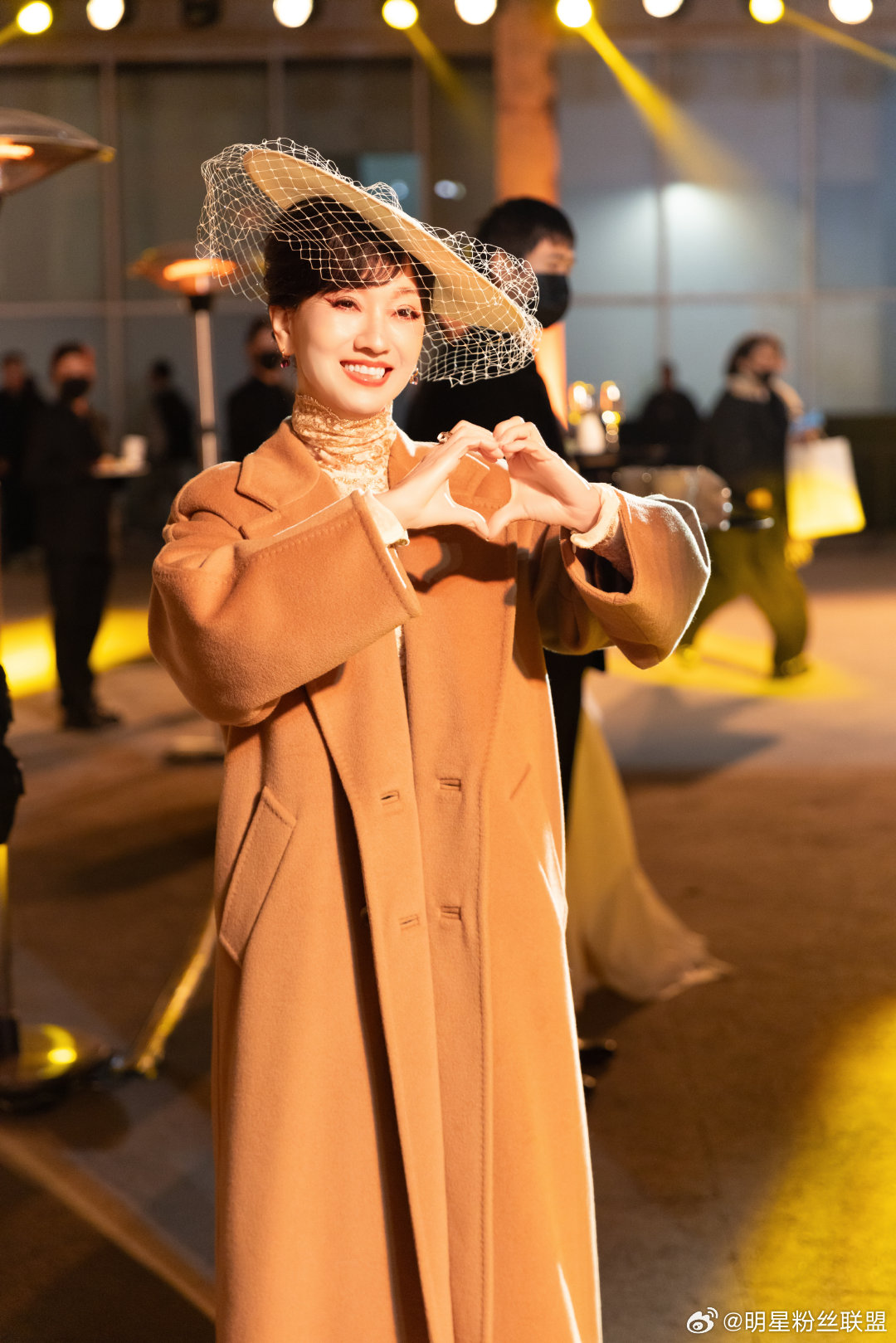 赵雅芝红包 发红包啦，快来接住这份专属宠爱！除了现金还有机会抽到可爱的猫猫盲盒哦