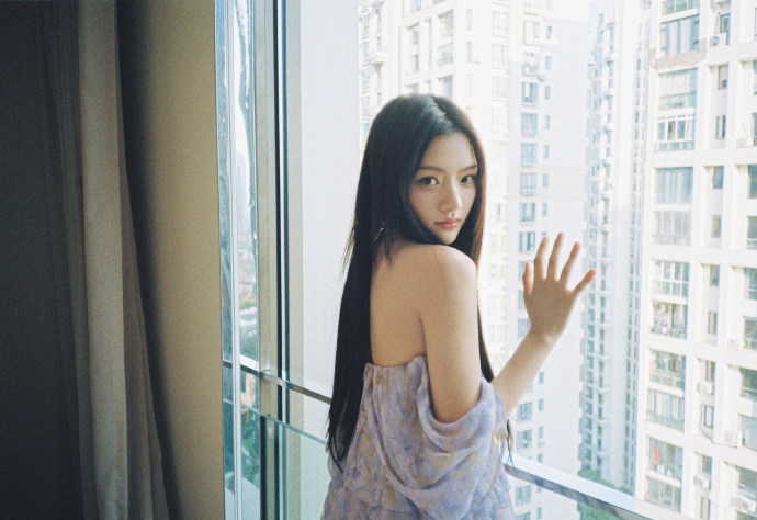 任敏舞蹈生任敏真的是被演戏耽误的顶级舞蹈生！北舞附中出身的童子功太扎实，天鹅颈、