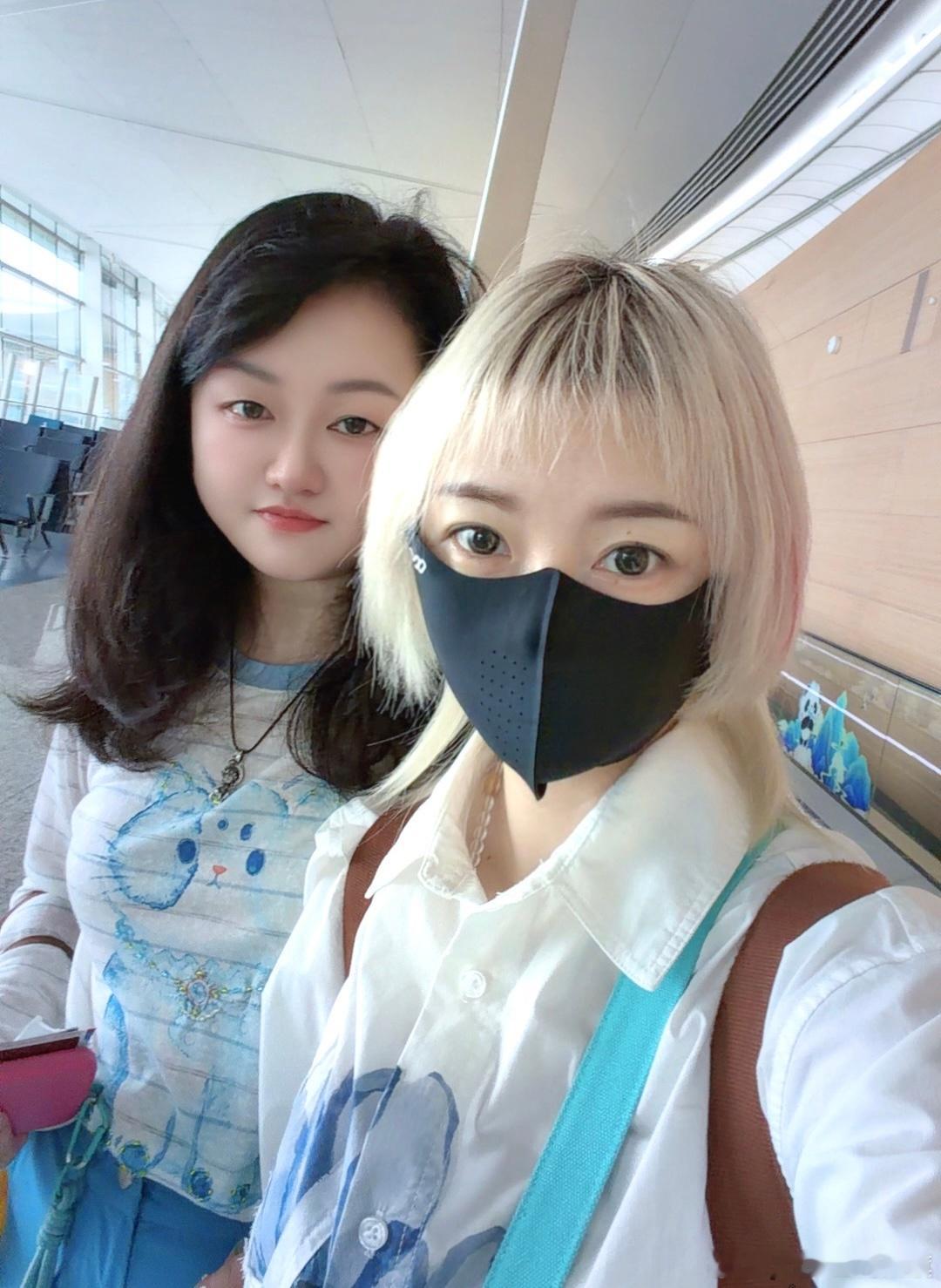 云熠星河  🌌云旗郝熠然巴黎高定周 你今天真好看。今天又是美好的一天~ 简阳·