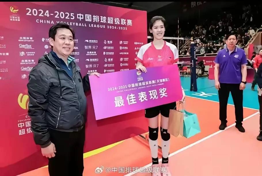 妹妹这样的世界顶级主攻，为什么在国家队和地方队都是最苦最累的人，场场打满，场场最