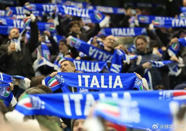 世界杯欧洲预选赛附加赛半决赛展开争夺，意大利对阵北爱尔兰。世界排名第13的意大利