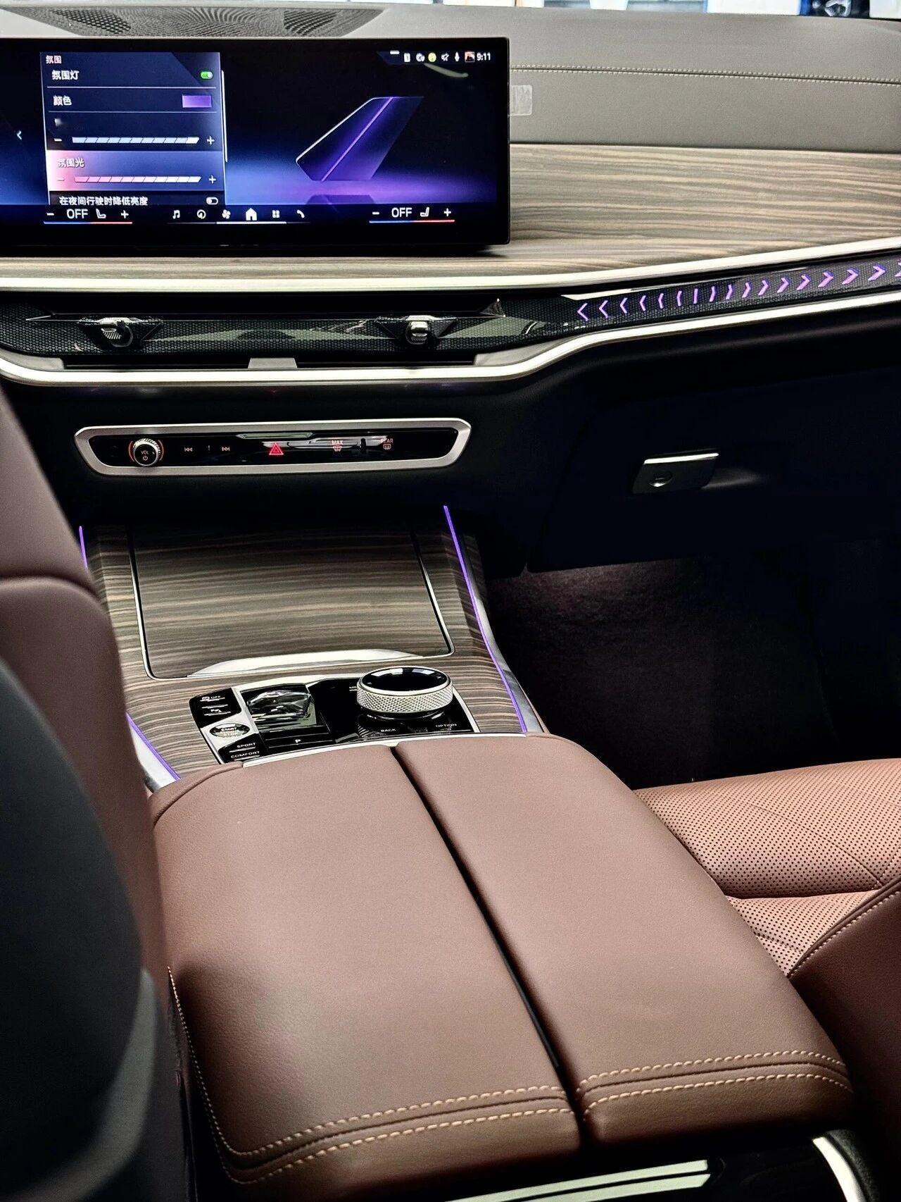 普通人的豪华天花板？宝马 X7 真没买贵！百万内大型 SUV 绕不开 X7？7 