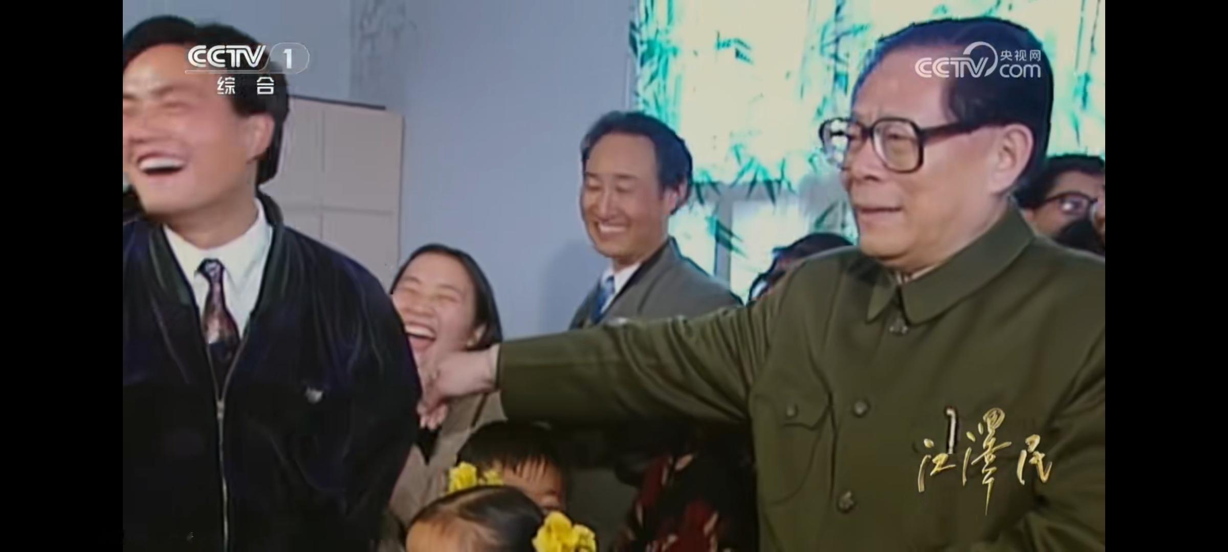 一枝一叶总关情，任由历史去评说