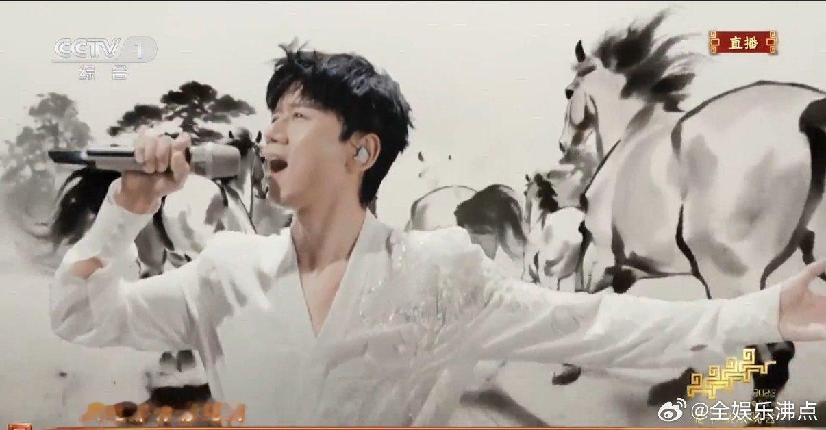 张杰0点后燃起来了 张杰春晚驭风歌 新的一年驭风前行！张杰的《驭风歌》，送给每一