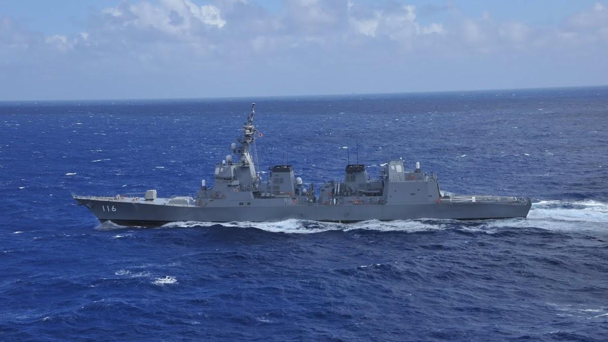 日军舰闯入领海后，解放军开炮了。
 
当地时间8月10日，多家日本媒体援引消息人