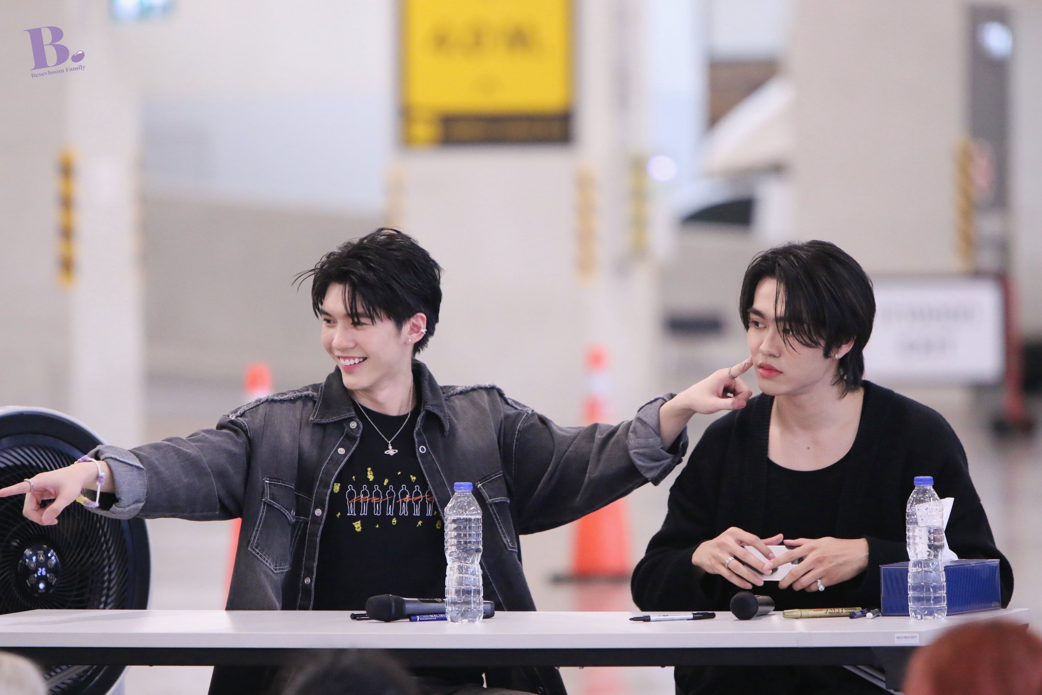 AouBoom[超话]  💛💜aouboom 产产幸福得要命了喂…❣️ ​​