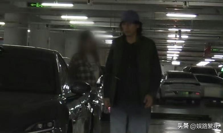 宋宁峰道歉前一周竟秘密赴京会Q女士，整夜长谈撕破体面人设！
 
4月2日，知名娱