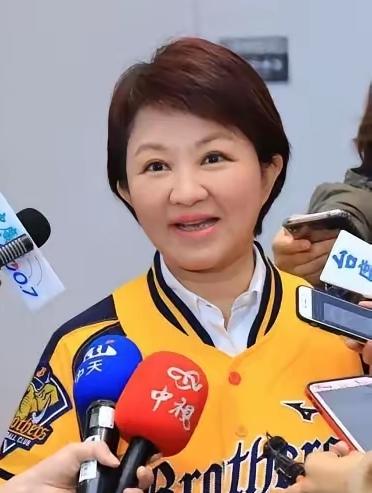 卢秀燕这次不好办了？
台北传来政治新风：军购协商再一次谈崩，有关各方还在桌上争论