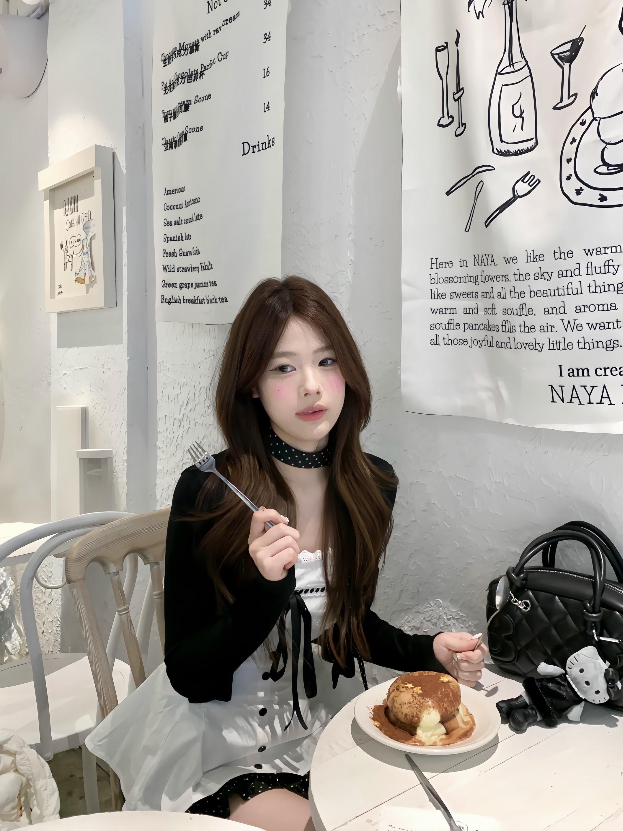 Black🐾 •₊˚☕𓍼