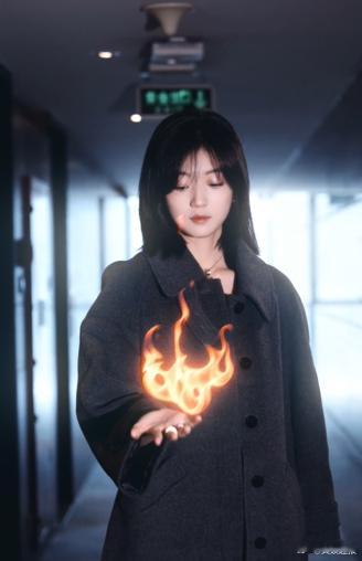 哪吒教孙千控火术  这设定太带感，孙千的高冷气场和哪吒的活泼可爱，在控火的情节里