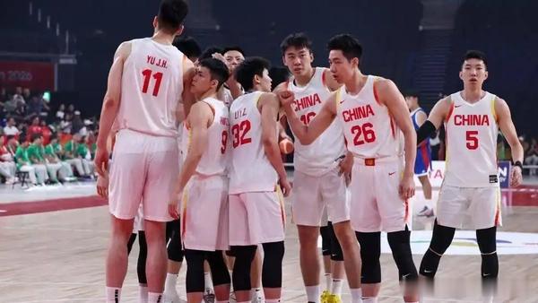 亚运会半决赛中国男篮对阵日本今晚18:20，亚运男篮半决赛，中国男篮将对战日本男