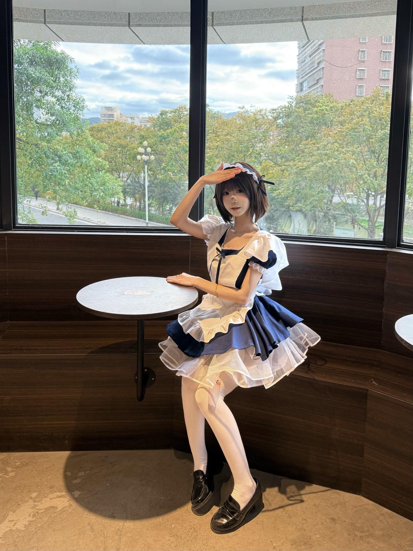 冬天的空气像夹心饼干 •･•