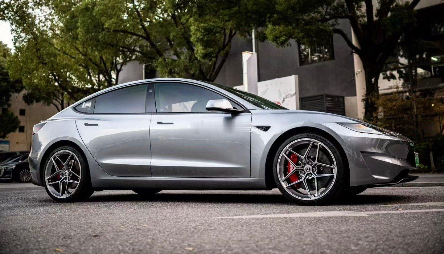 MODEL 3P升级美国🇺🇸HRE FF11 20寸 银色 