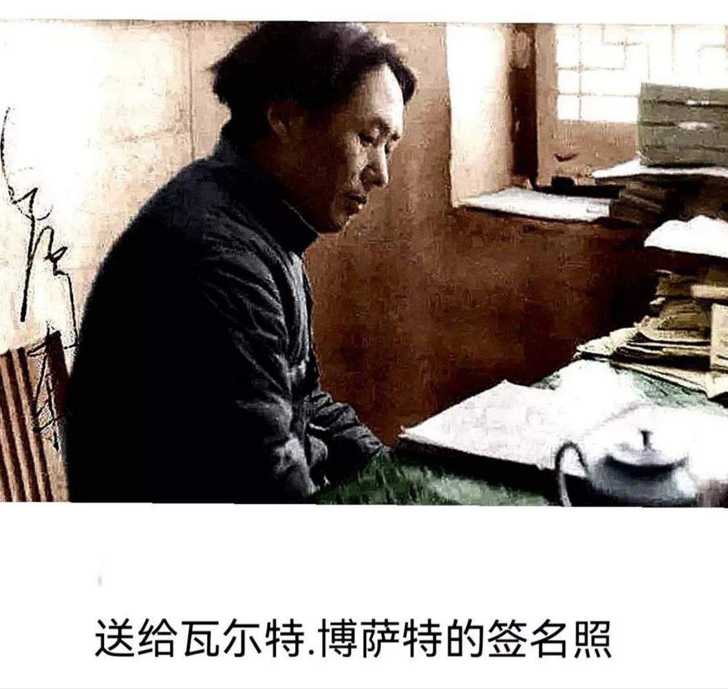 这张照片是1939年10月22日早晨，前苏联共产国际领导人斯大林的专职记者。瓦尔