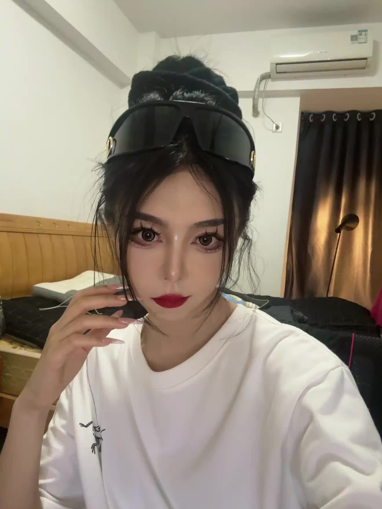平平无奇的美人罢了