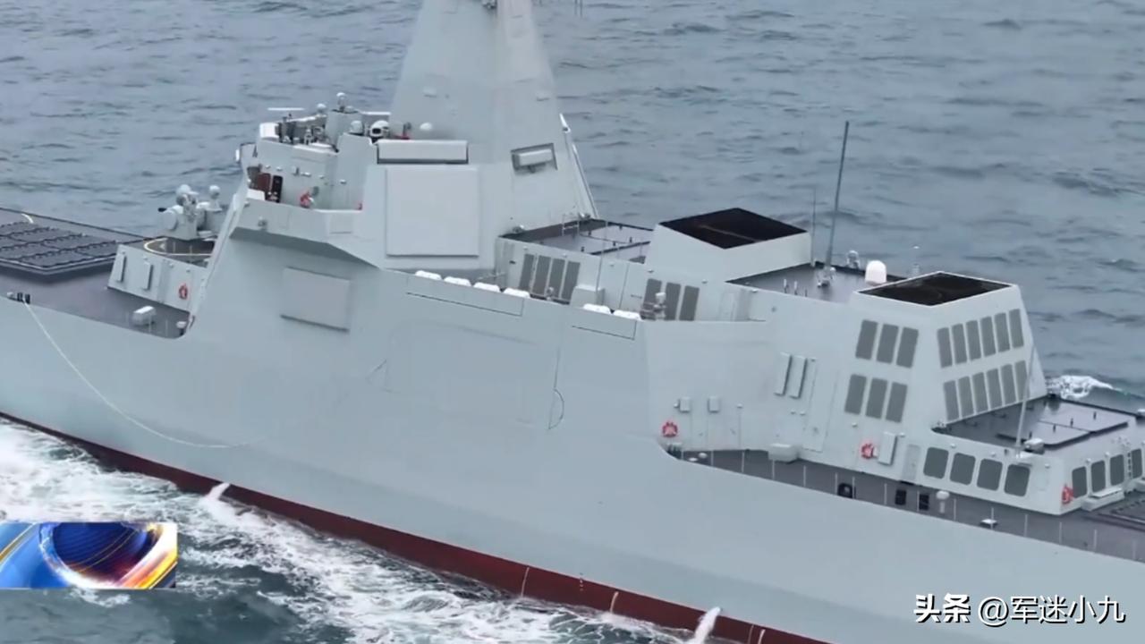 109东莞舰，首位被央视采访的女兵，终于出现了！

没想到，这一次新一代055的