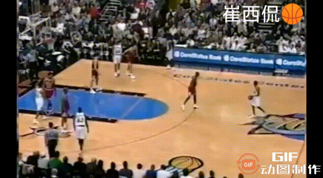 乔丹死亡缠绕艾弗森！
在偶像乔丹面前，答案赖以成名的变向过人居然发不上力！
 