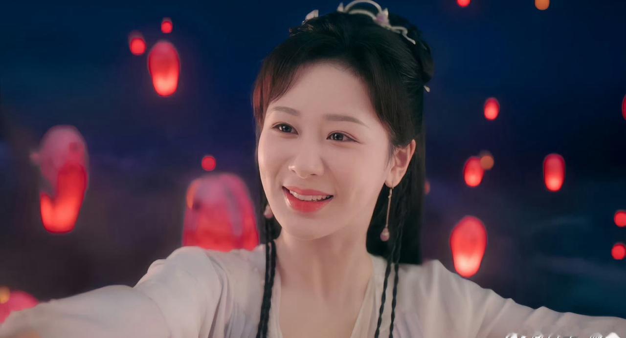 杨紫杨紫生命树   yz杨紫白菊 

你的温柔扎根在我的心里，历经日与夜，长成遮