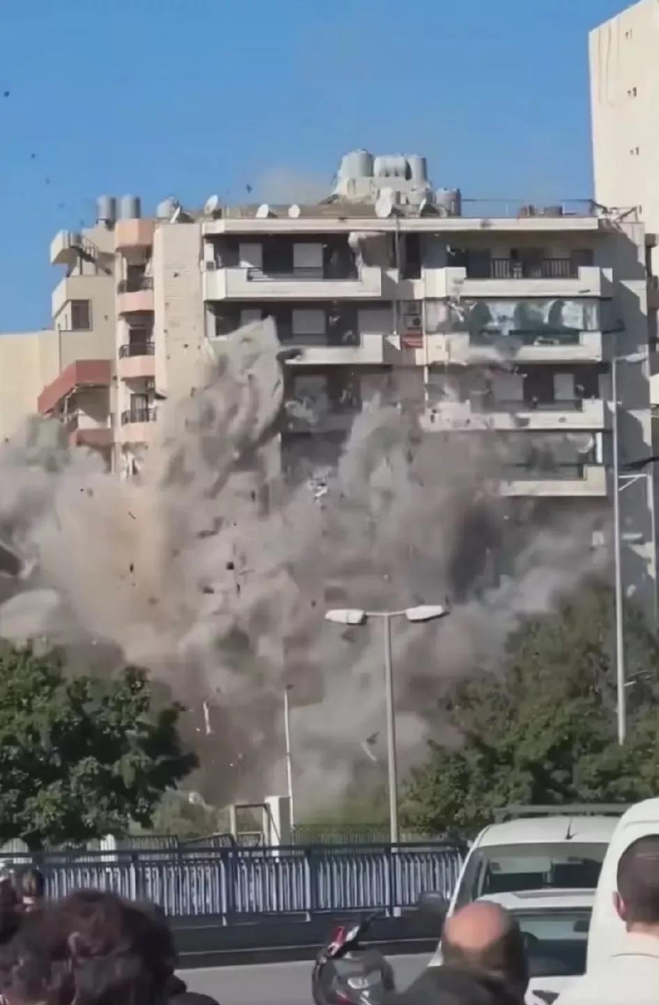 伊朗这一次战果不一般，直接导致以色列20多人死亡。

这是从2月28日到3月1日