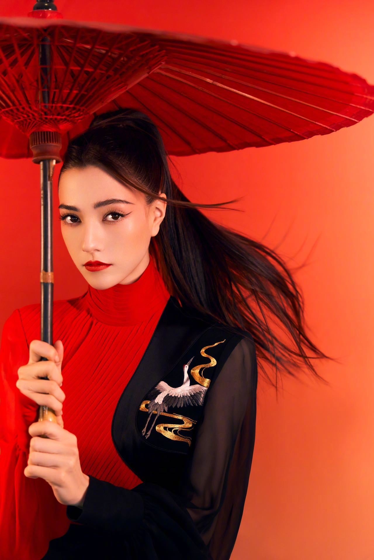 #娜然龙拳妲己变侠女# 娜然《龙拳》 妲己VS侠女反差感满满！真的会被娜然美到！