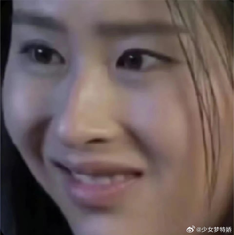 花27万买摊位老板开业5天快回本一半“亏不亏无所谓，主要想为家乡宣传贡献一份力量