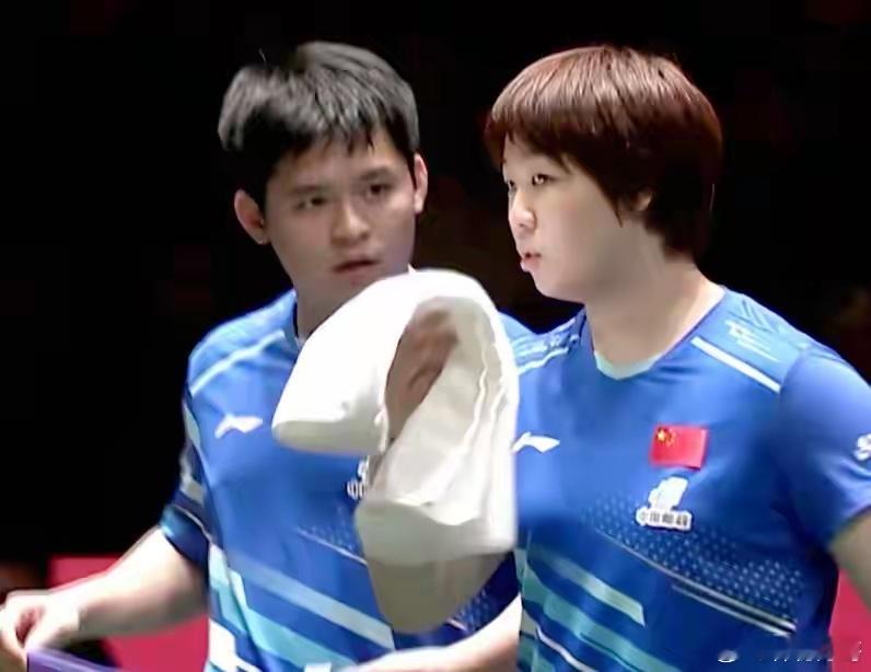 混团世界杯惊魂时刻！国乒世界第1组合0-7绝境翻盘成都混团世界杯焦点战，国乒世界