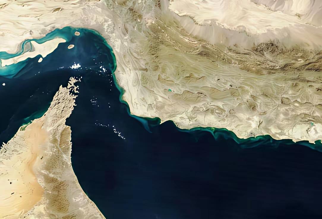 伊朗应对美国封锁的替代港口策略核心，伊朗将启用南部港口以外的替代港口作为应对霍尔