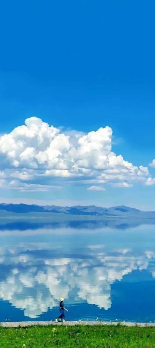 最有力量的话:
“一个普通人，当你的存款达到惊人的30万的时候，你已经是普通人的