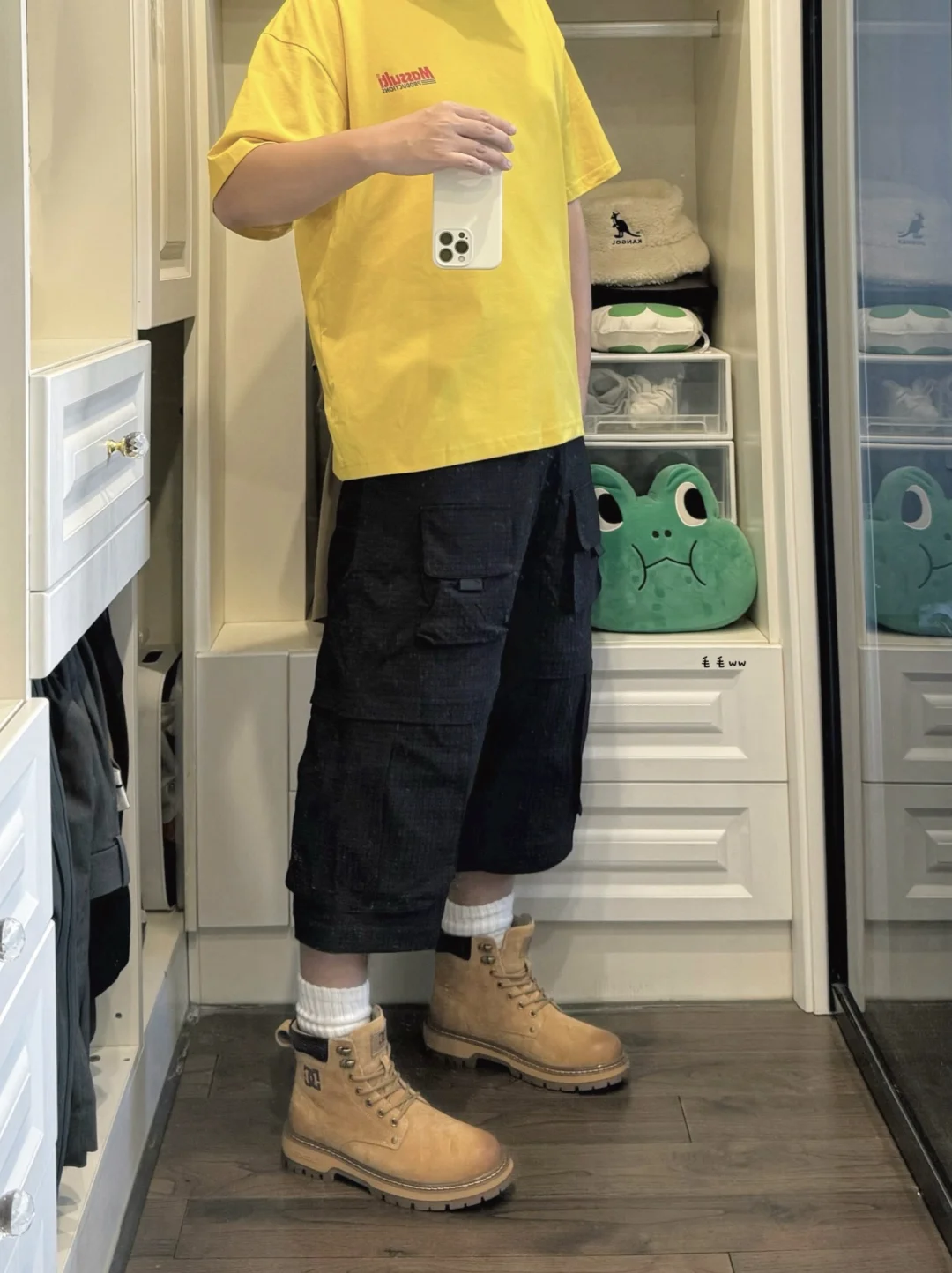 早秋七分裤｜马丁靴穿搭