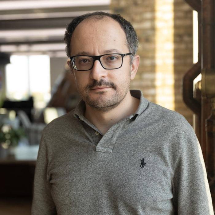 今天 DeepSeek 发新模型，再次让我感叹人工智能和量化投资真的天作之合。国