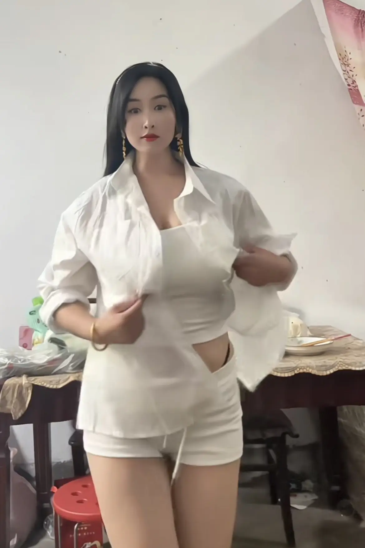这样的身材有人喜欢吗 这样的身材打几分 短裤女夏