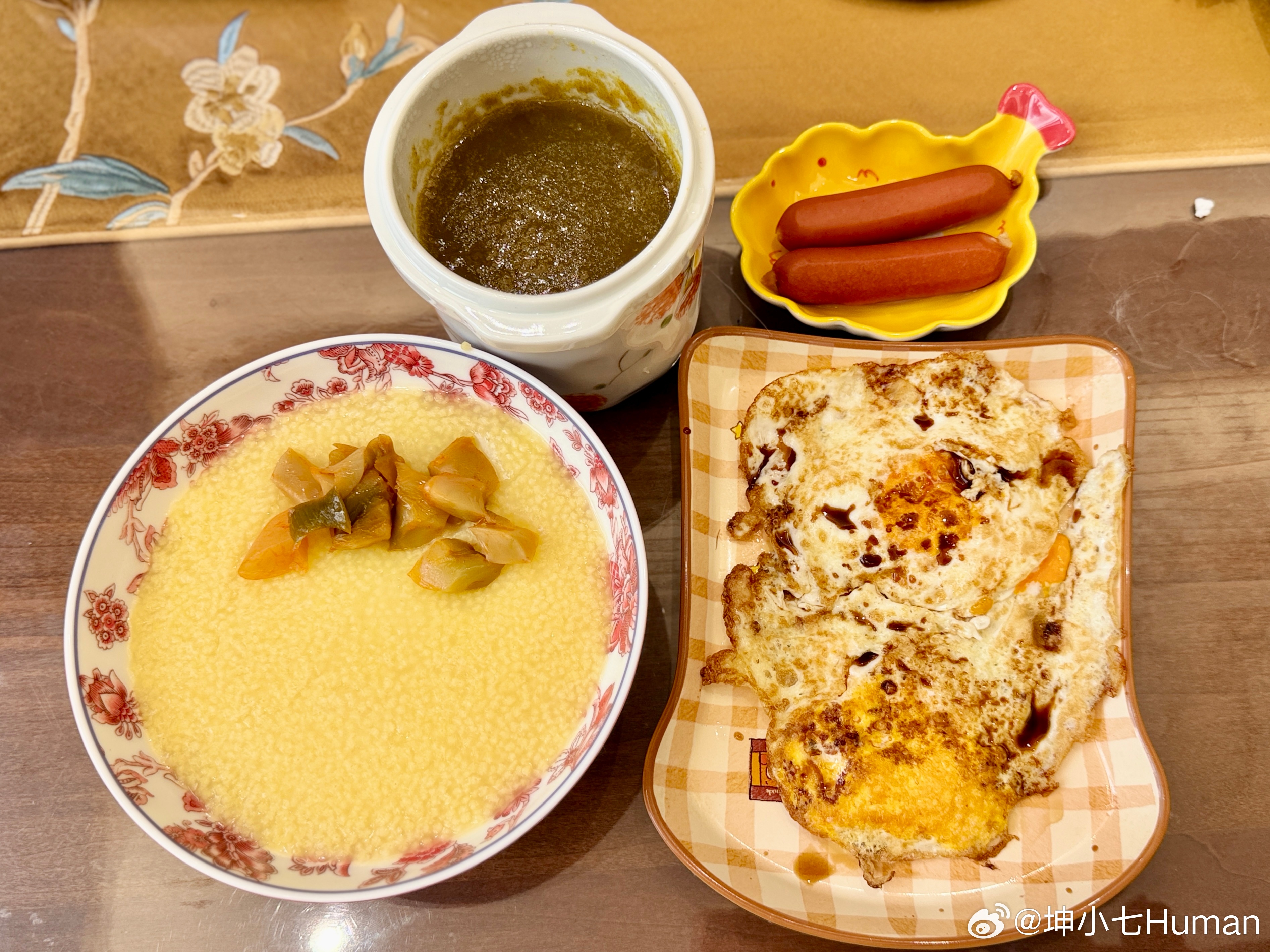 恰饭！有兄弟问为啥今年滴石斛快8月还这么粘？因为基本都是摘滴仙槲2号了，懂不？ 